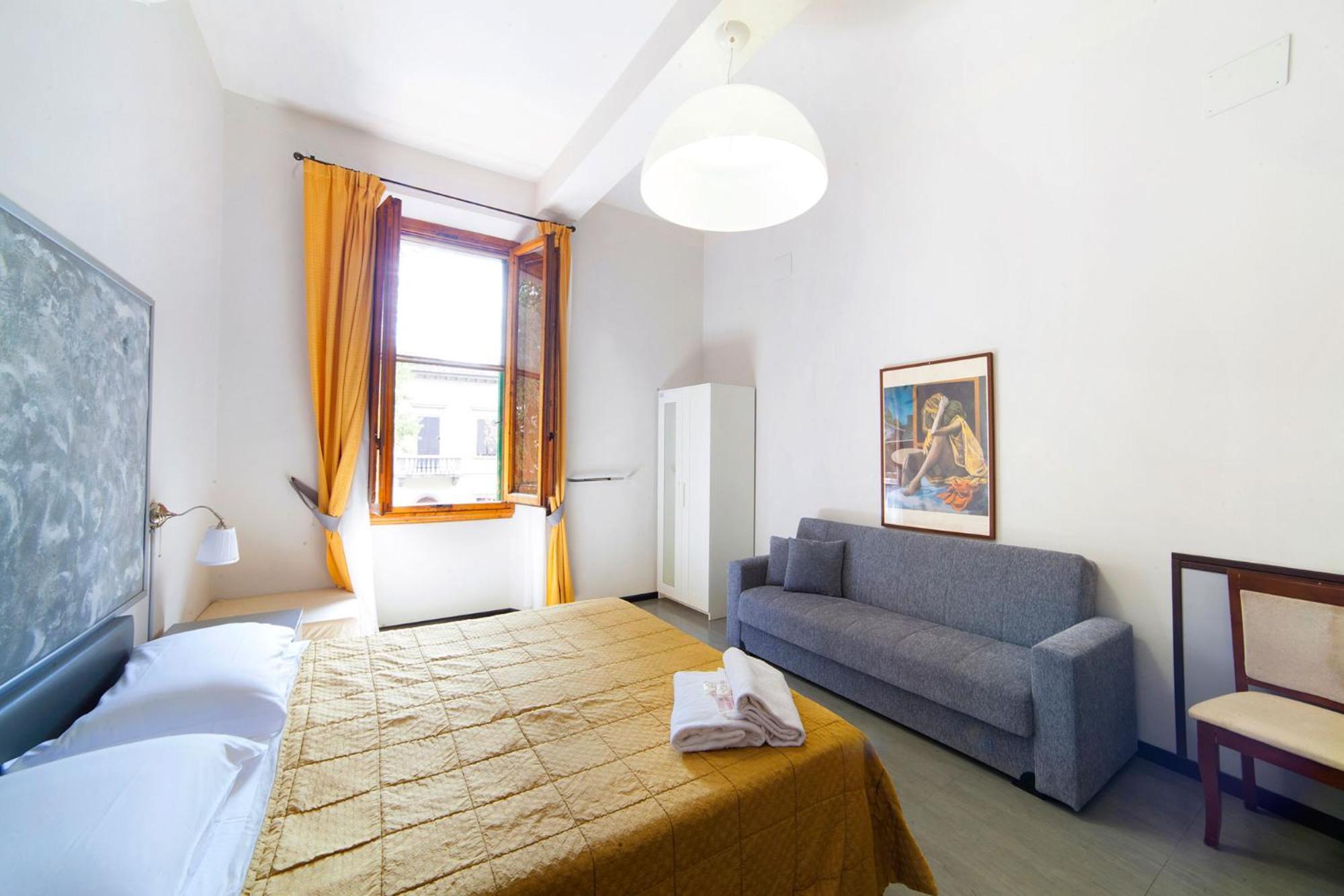 Triple Room with Shared Bathroom
